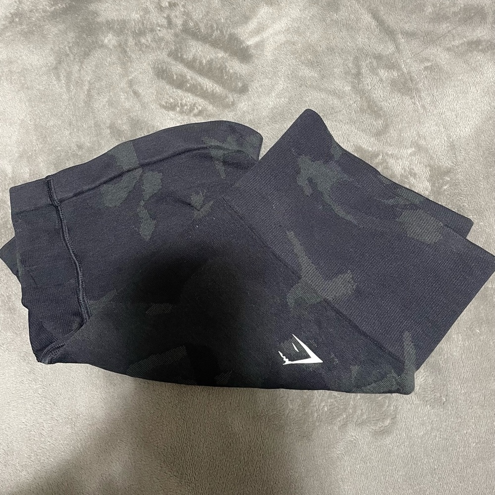 EUC - Gymshark Adapt Camo Seamless Shorts